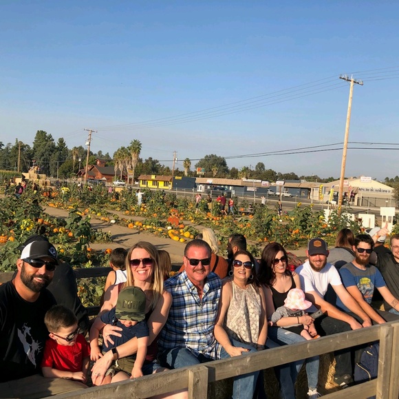 Meet your Posher, Shelly - Picture 2 of 6